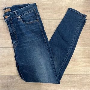 MOTHER High Waisted Looker Power Player medium to dark SZ 31